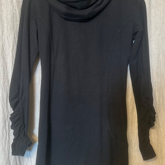 Nomads Long Ruched Black Zip Up Hoodie - Picture 4 of 4